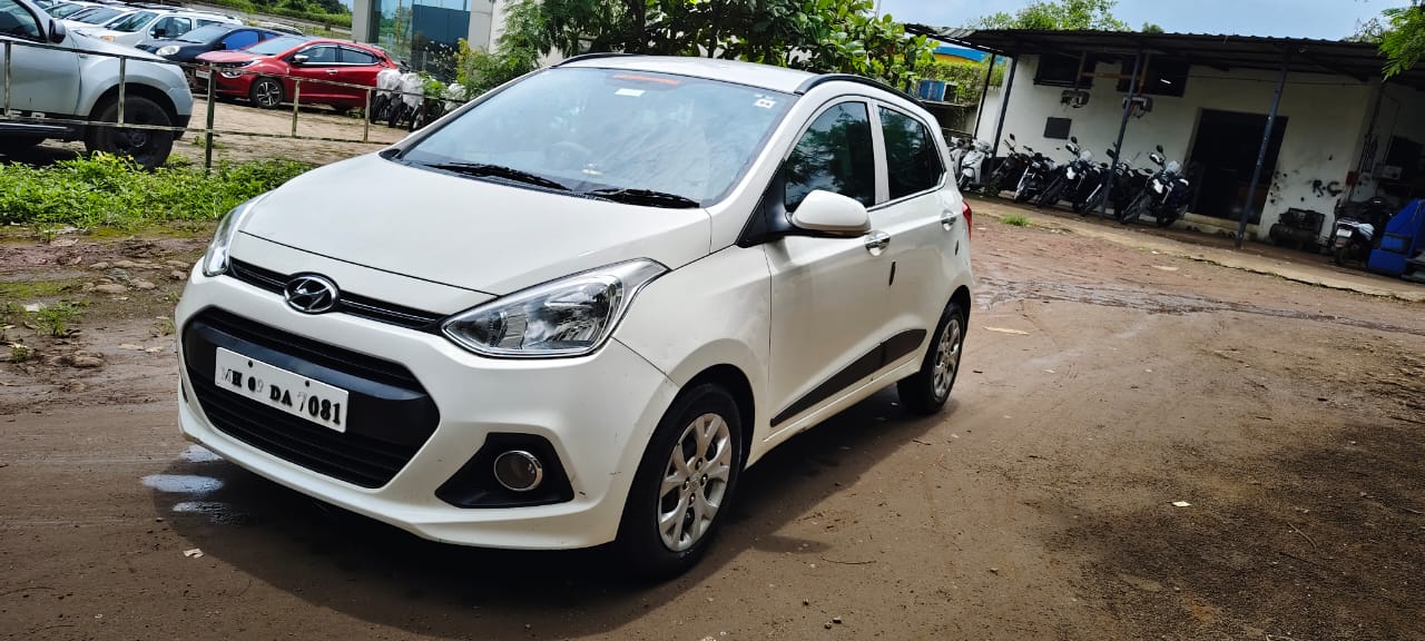 Hyundai Grand I10(2013-2017) Sportz 1.1 Crdi